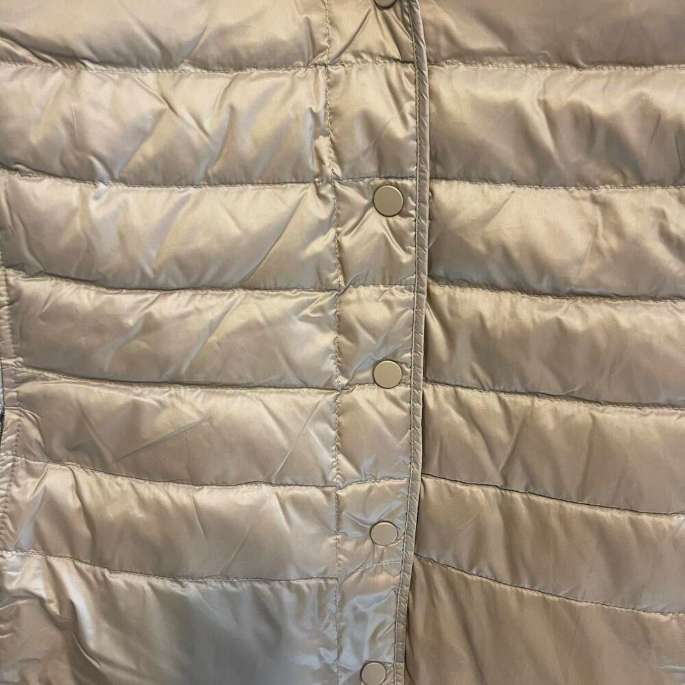 J-jill Women's Tan and Gold Gilet - Picture 4 of 5